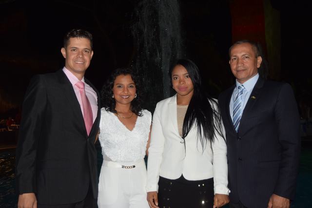 Diego Londoño, Comunicador social y periodista de Medellín, Paula Reyes, Coach Mental de Medallista de los Olímpicos, Leidy Soli, Campeona Mundial de levantamiento de pesas y Oswaldo Pinilla, entrenador Nacional de Pesas.
